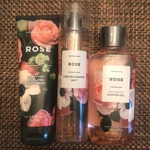 Bath & Body Works - Rose Trio Set